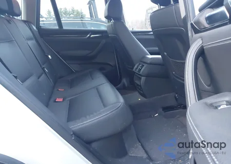 2017 BMW X3 xDrive28I z USA, uszkodzony, nr VIN 5UXWX9C34H0W71696